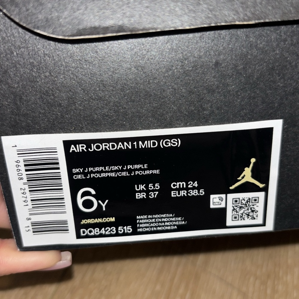 Excellent (USED) Condition Air Jordan 1 Mid Sky J Purple - Picture 11 of 11